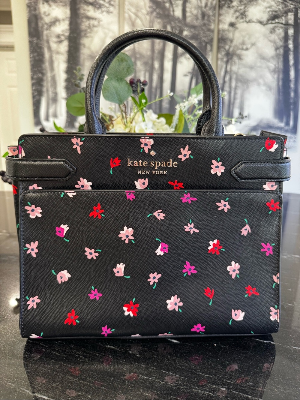 🌸🌺Kate Spade Staci Ditsy Buds Medium Satchel Floral Crossbody in Black